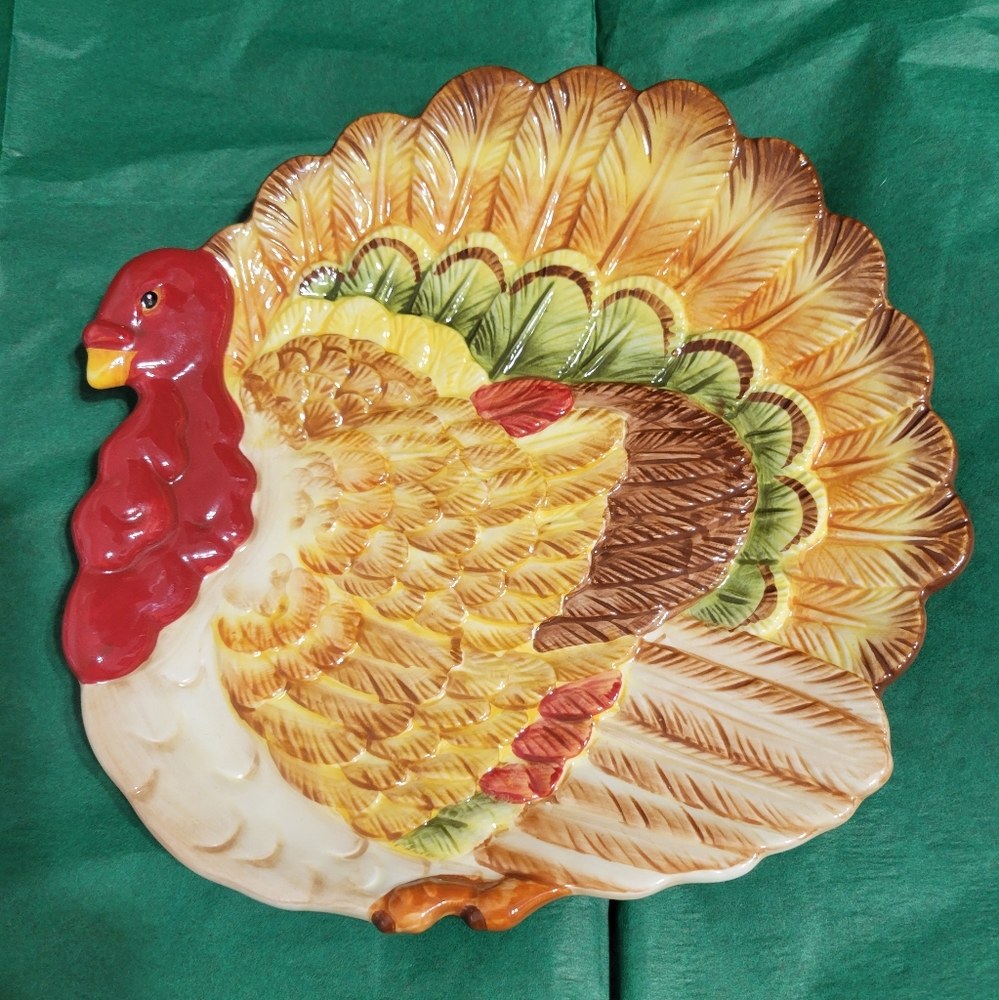 Pier 1 Turkey Day ceramic holiday plate Fall Thanksgiving Turkey  Serving Plate